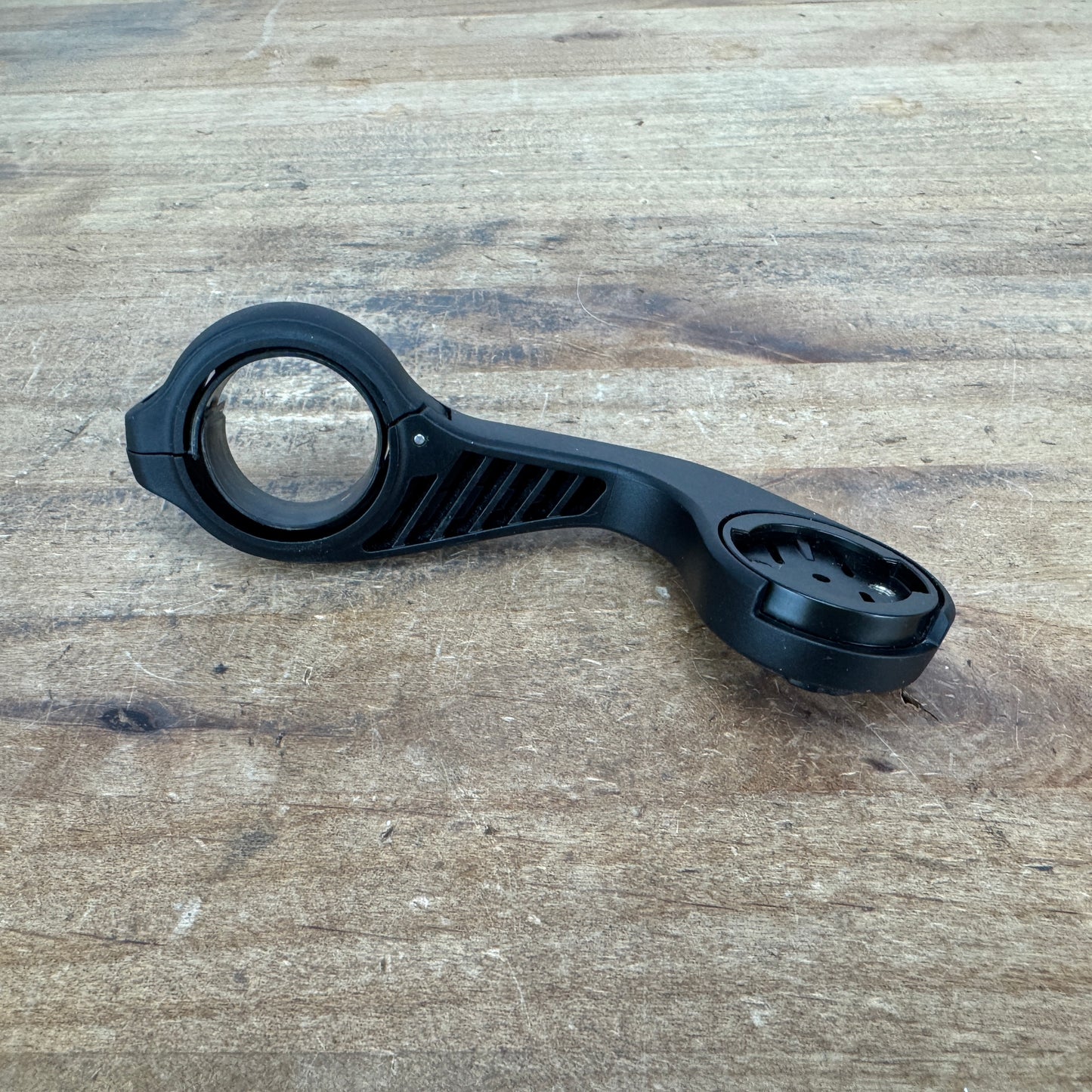 Garmin Out-Front Clamp On 31.8mm Cycling Computer Mount 47g