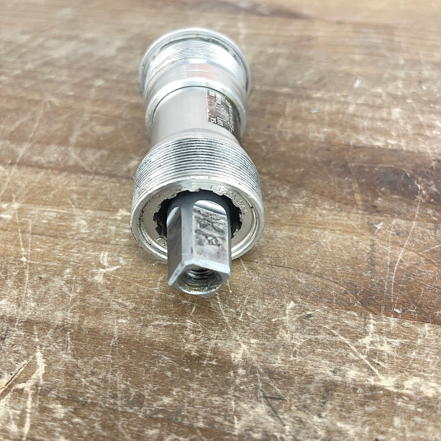 Campagnolo Chorus 1.37x24t BSA English Threaded Square Taper Bottom Bracket