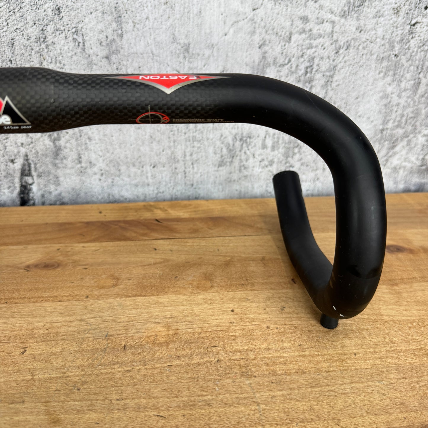 Easton EC90 Equipe 44cm Carbon 31.8mm Road Bike Handlebar 208g