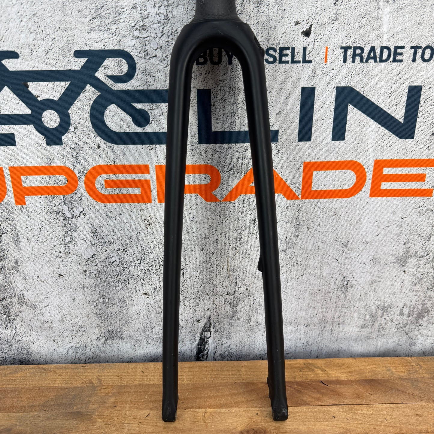 Specialized Tarmac SL6 Flat-Mount Disc Brake 700c Thru Axle 1 1/8" Fork 428g