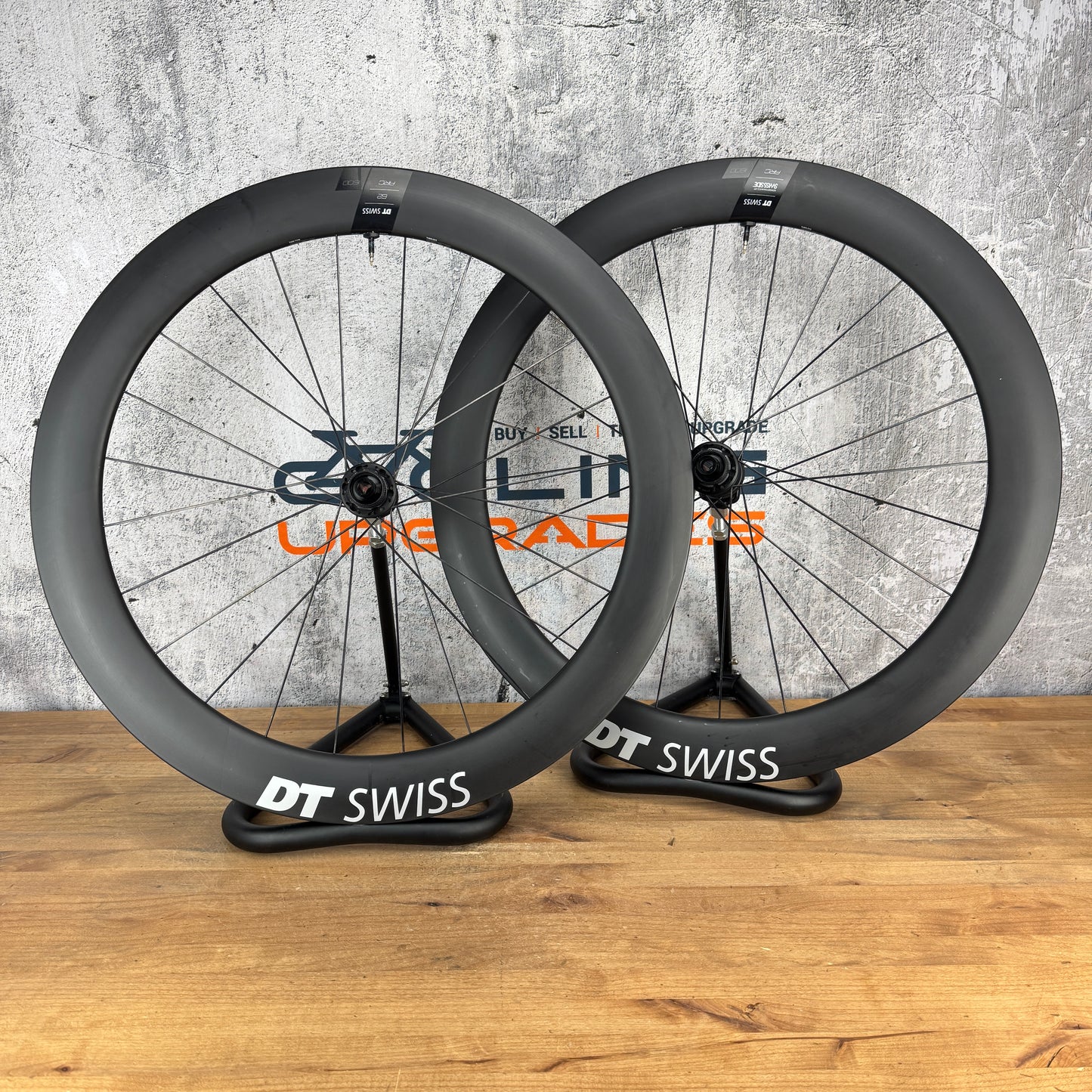 DT Swiss ARC 1600 Dicut 62 Carbon Tubeless Disc Wheelset 700c 1794g