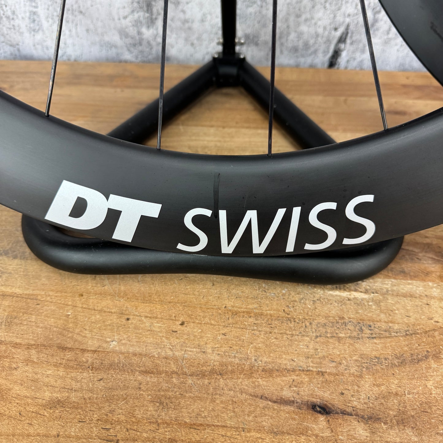 DT Swiss ARC 1600 Dicut 62 Carbon Tubeless Disc Wheelset 700c 1794g