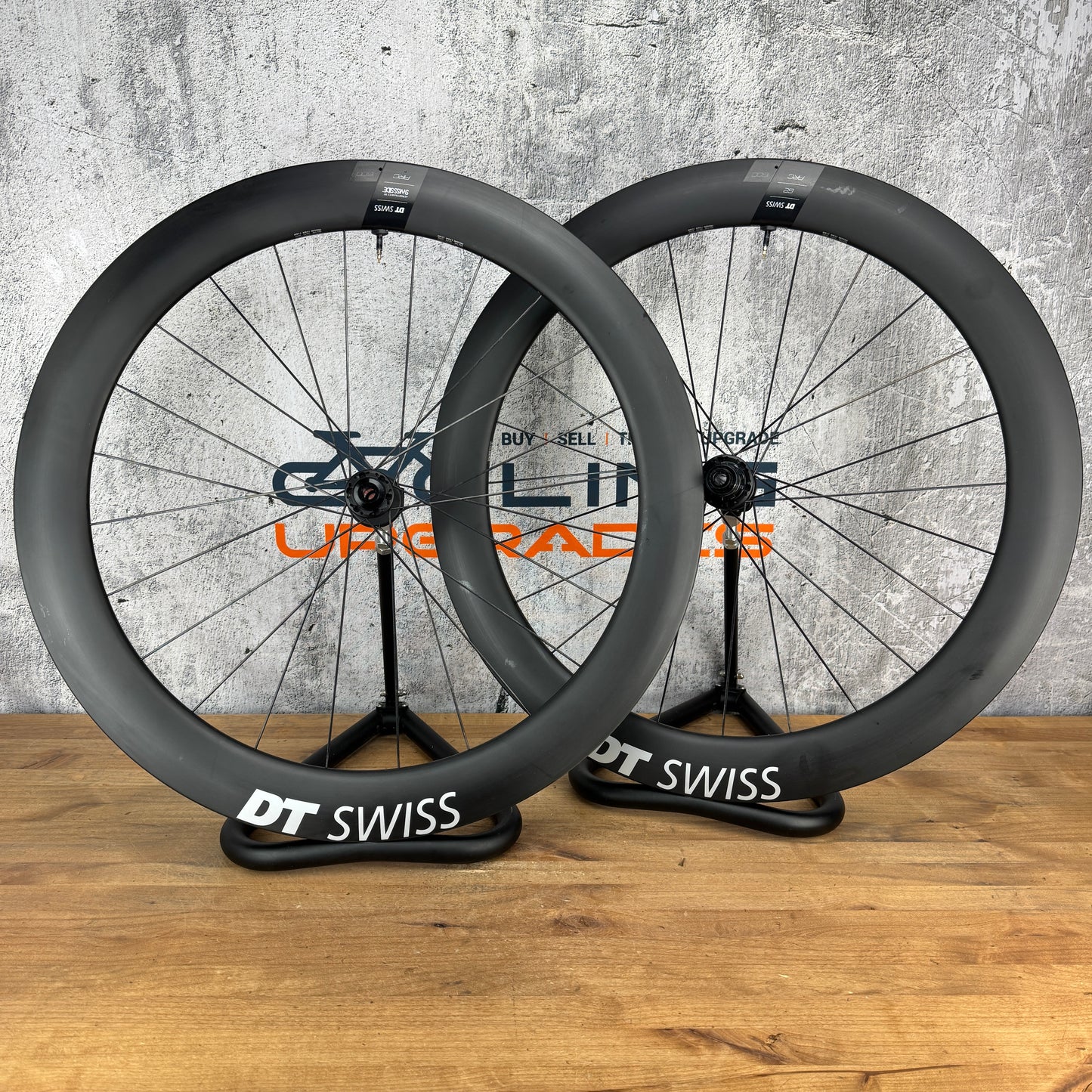 DT Swiss ARC 1600 Dicut 62 Carbon Tubeless Disc Wheelset 700c 1794g