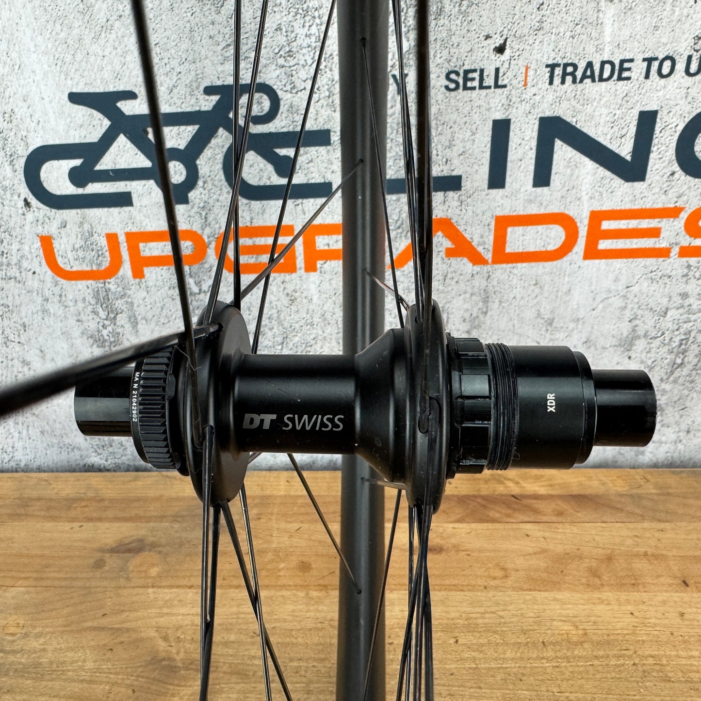 DT Swiss ARC 1600 Dicut 62 Carbon Tubeless Disc Wheelset 700c 1794g
