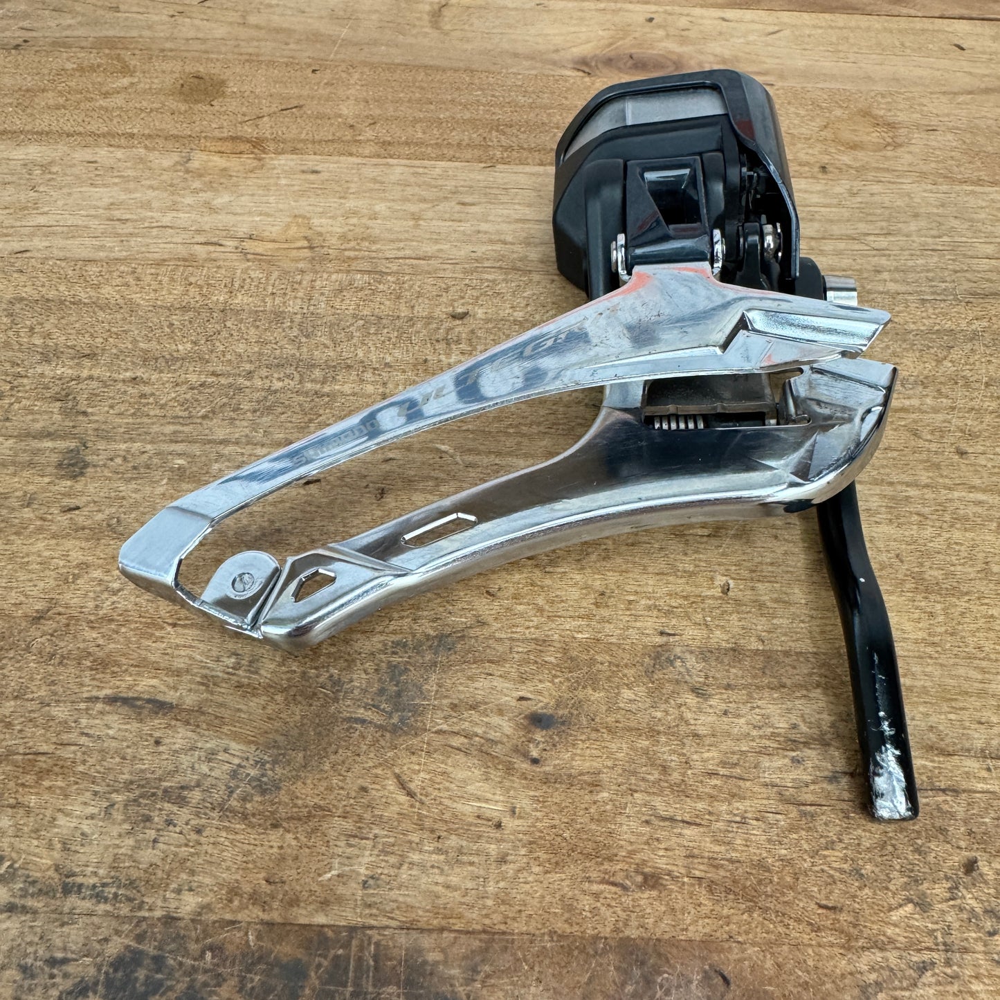 Shimano Ultegra FD-R8050 Di2 Electronic Braze-On 11-Speed Front Derailleur 135g