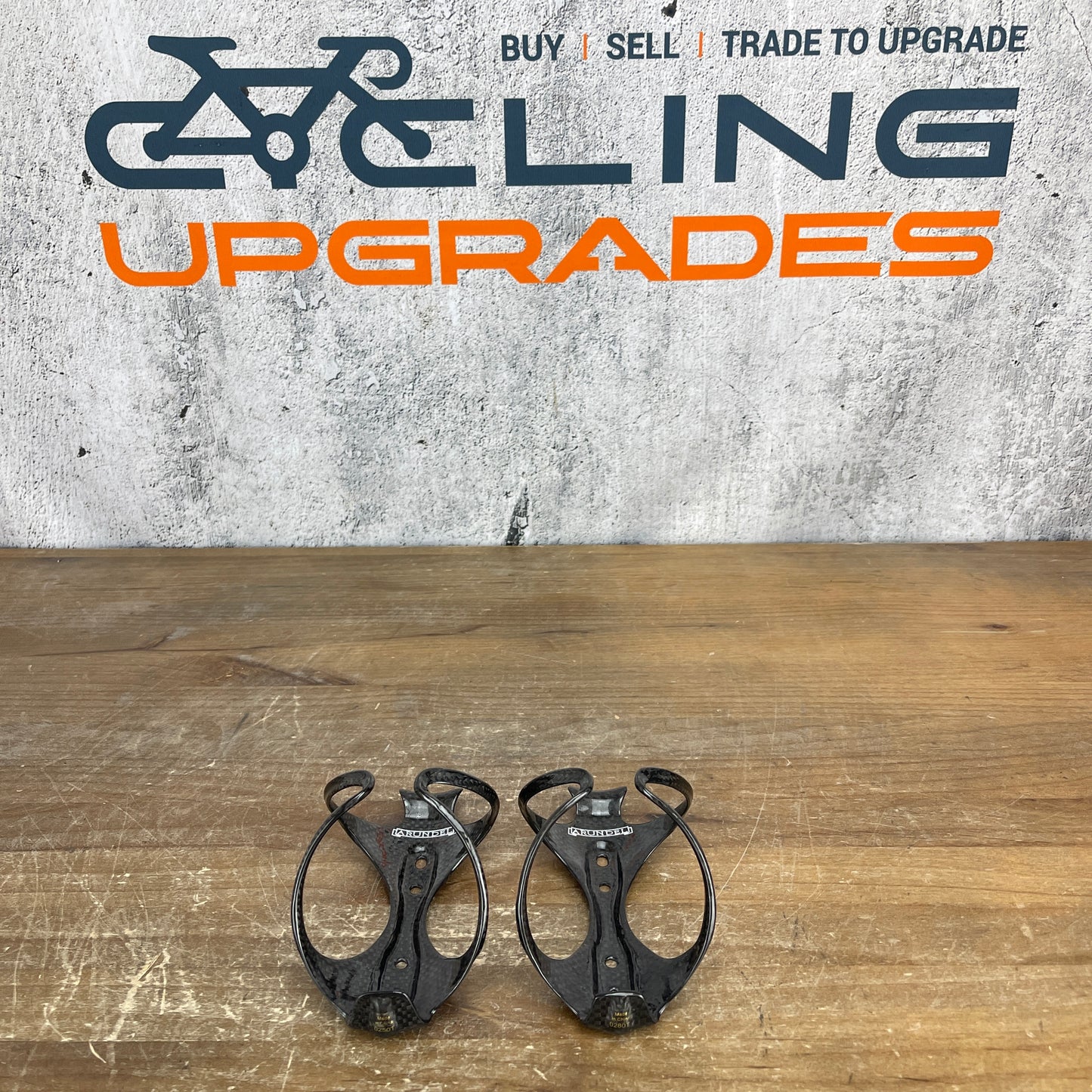 Arundel Mandible 3k Gloss Carbon Bike Pair 2x Water Bottle Cages 58g