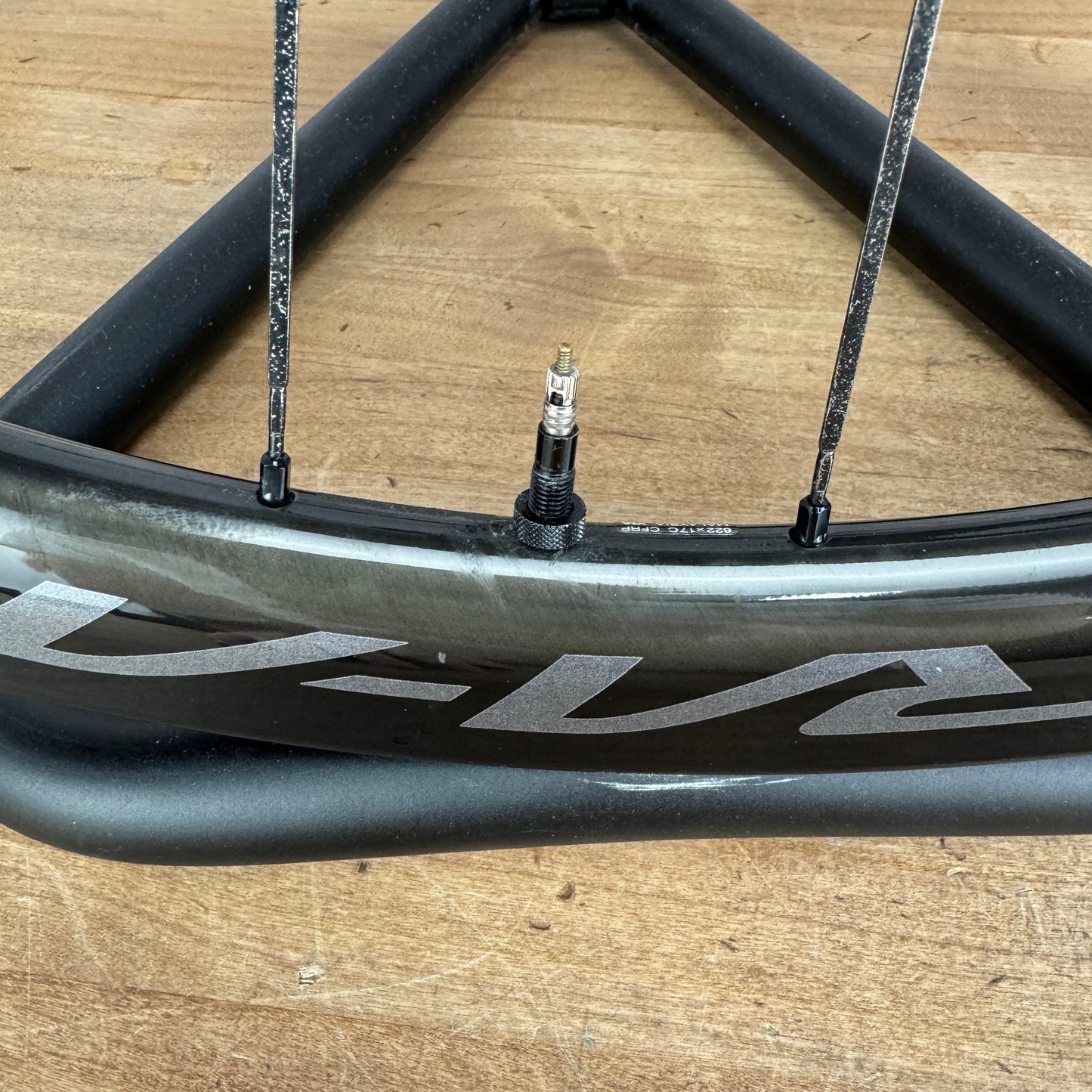 Shimano Dura-Ace C40 WH-R9170 Carbon Tubeless Disc Brake Wheelset 700c 1662g