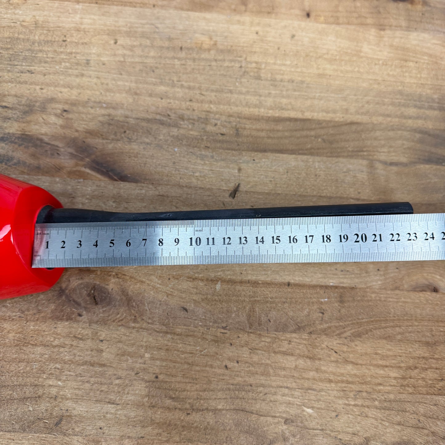 Trek Madone SLR 700c Rigid Fork Viper Red Carbon Disc Brake Thru Axle Flat-Mount