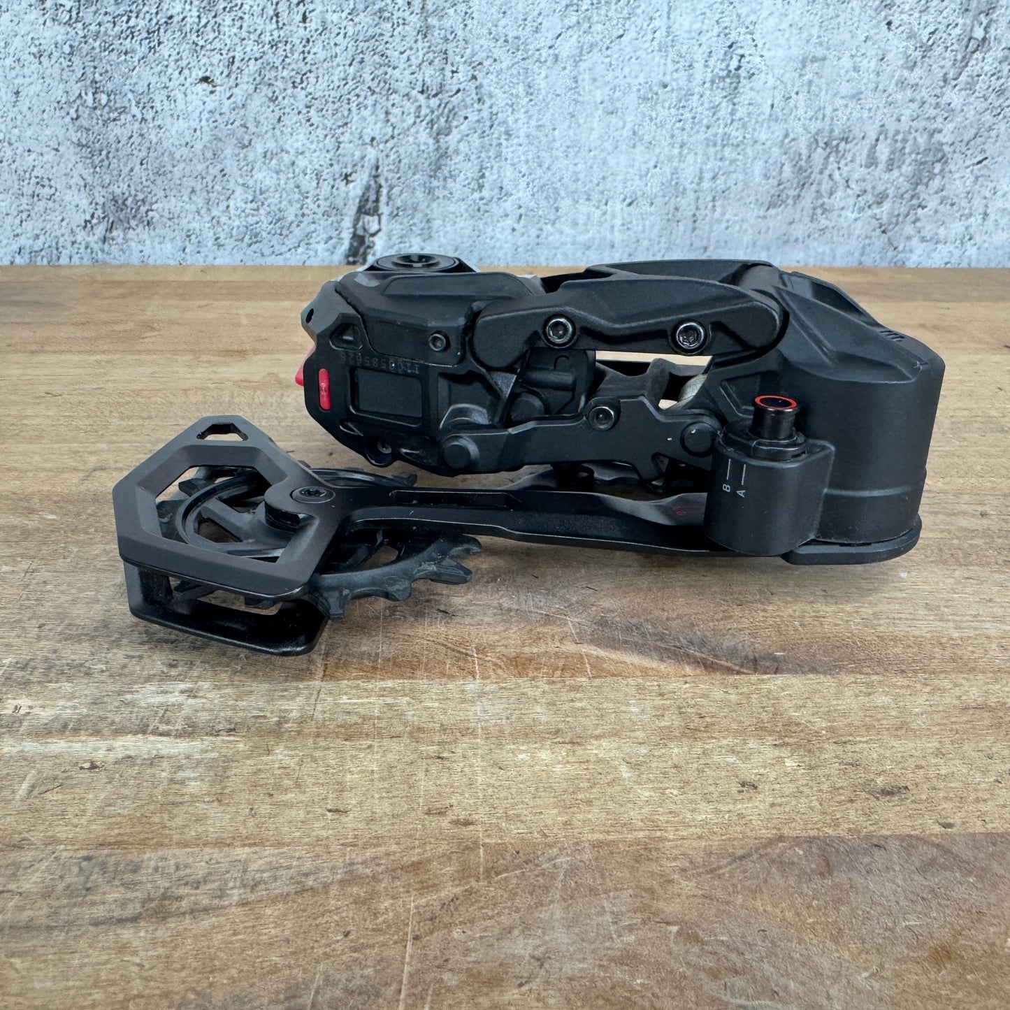 Low Mile! SRAM Eagle XO AXS T-Type Electronic 12-Speed MTB Rear Derailleur 452g