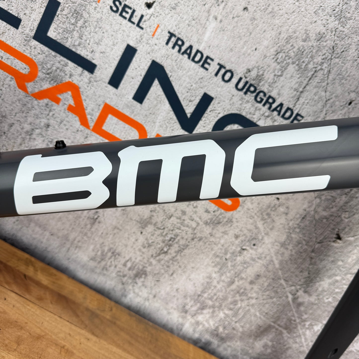 2020 BMC Teammachine SLR01 58cm Carbon Gray/White Disc Brake Frameset 2003g