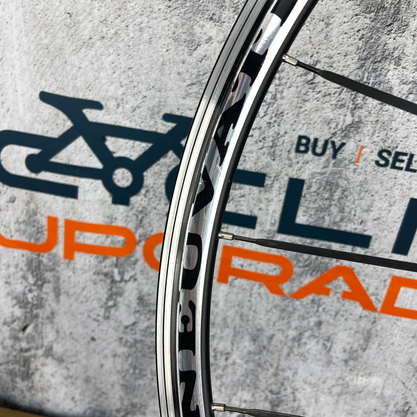 Neuvation M28 Aero3/SL5 Alloy Clincher Wheelset 700c Rim Brake 1639g