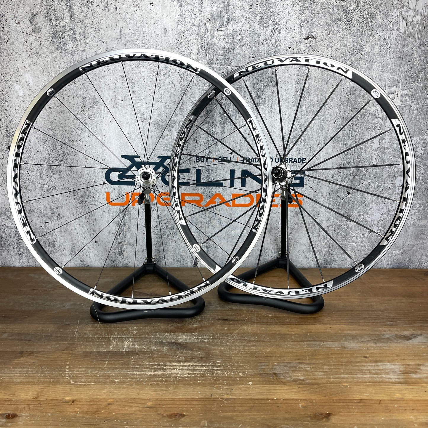 Neuvation M28 Aero3/SL5 Alloy Clincher Wheelset 700c Rim Brake 1639g