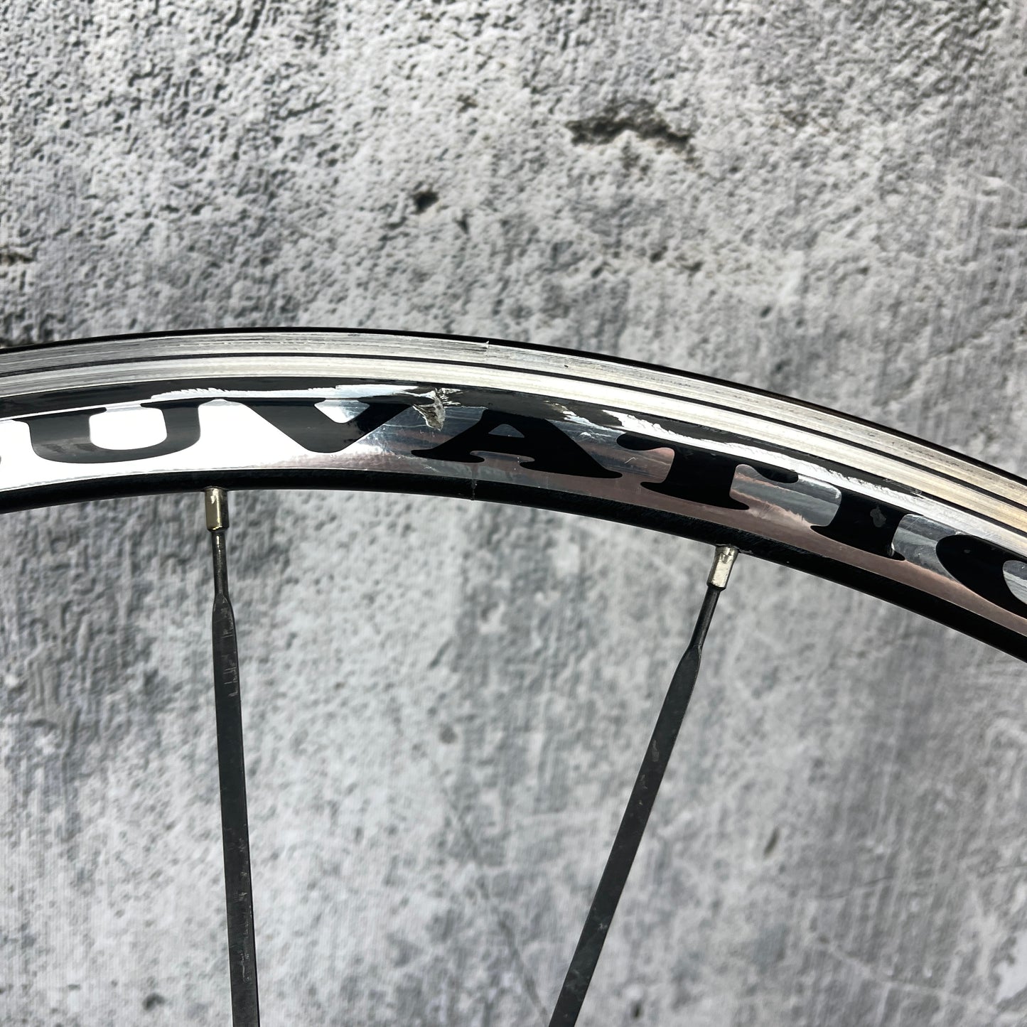 Neuvation M28 Aero3/SL5 Alloy Clincher Wheelset 700c Rim Brake 1639g