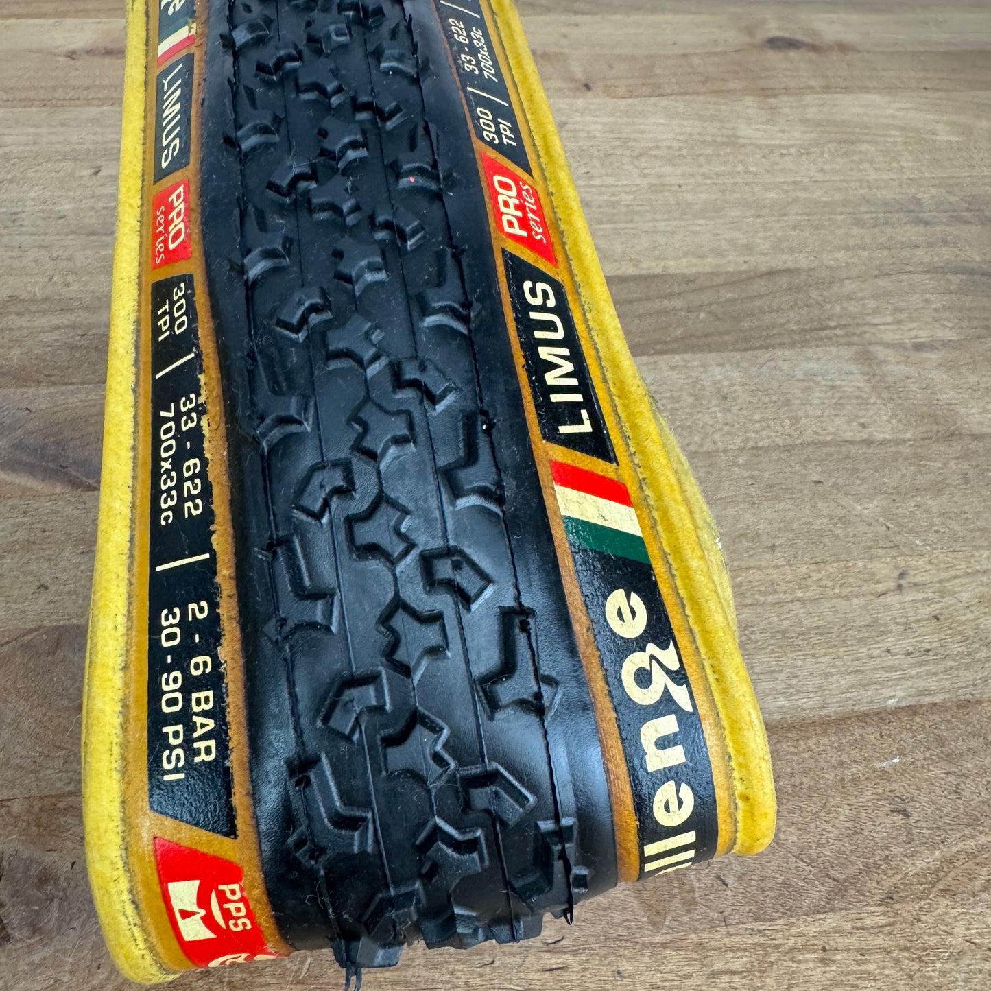 Pair Challenge Limus Pro Series 700c x 33mm Clincher Tanwall Gravel Bike Tires