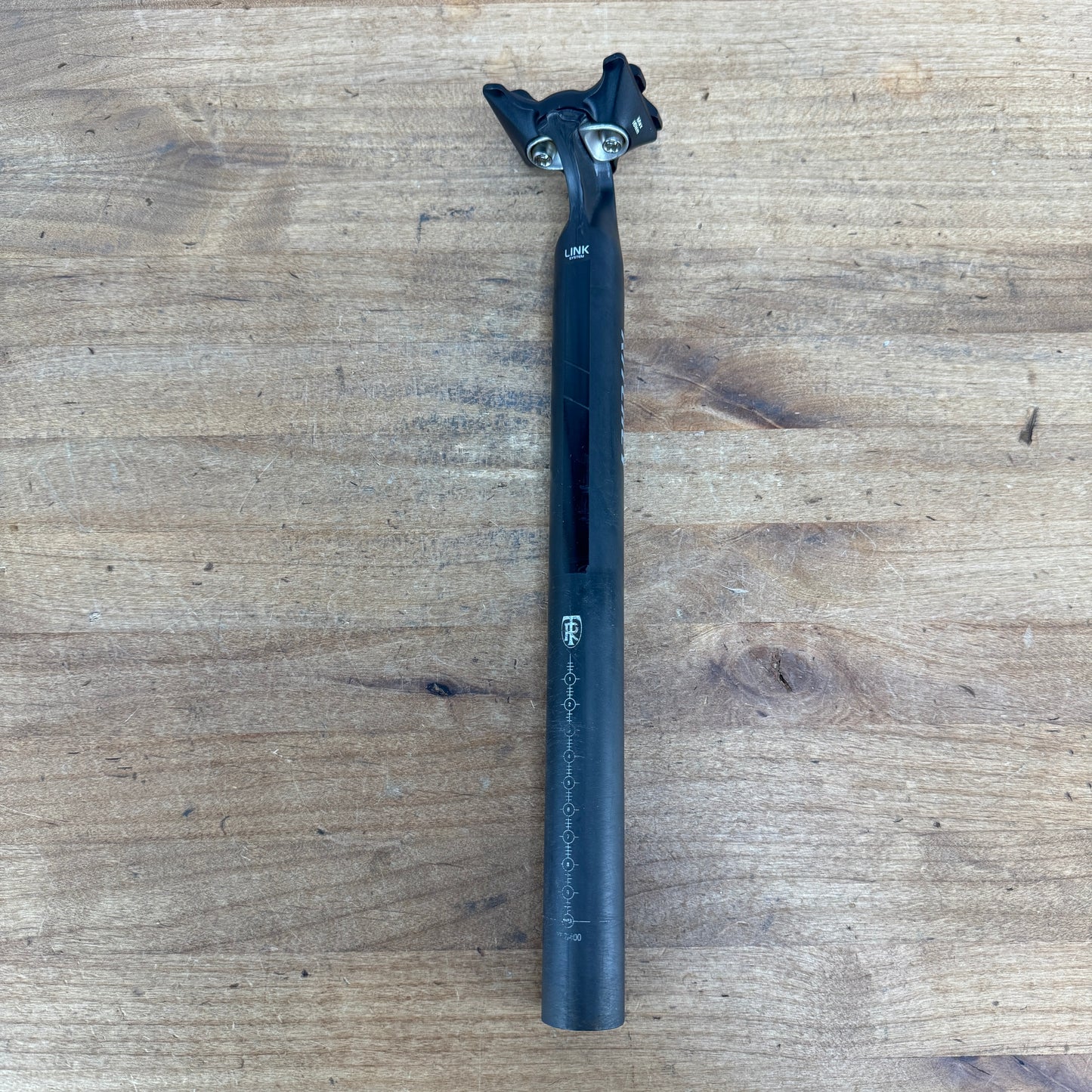Ritchey WCS Carbon Link Flexlogic 15mm Setback 27.2mm x 320mm Bike Seatpost 171g