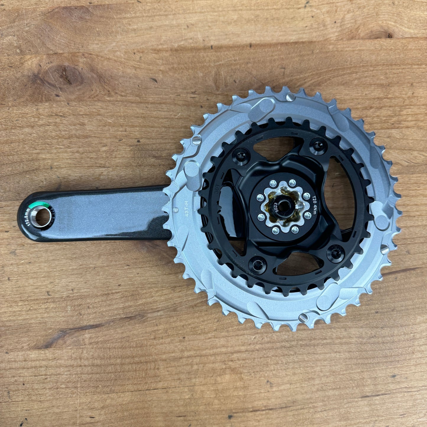 New! SRAM Force AXS D2 172.5mm DUB Wide 43/30t 12-Speed Carbon Crankset