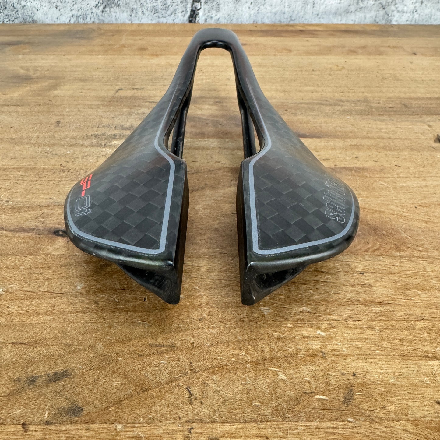 Mint! Selle Italia SP-01 Boost Tekno Superflow 130mm 7x9mm Carbon Saddle 121g