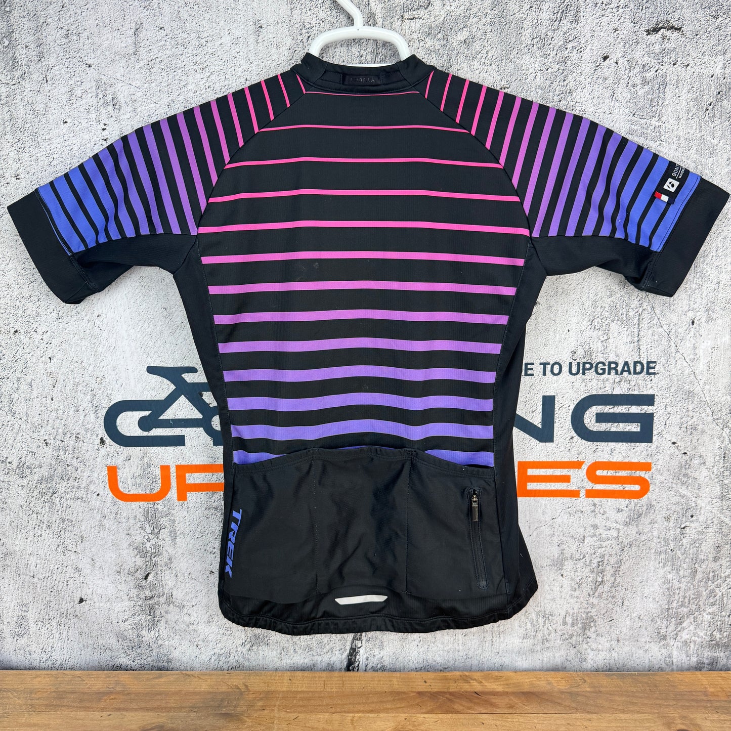 Bontrager Trek Black/Purple Stripped Women's Small Cycling Jersey w/ Pockets