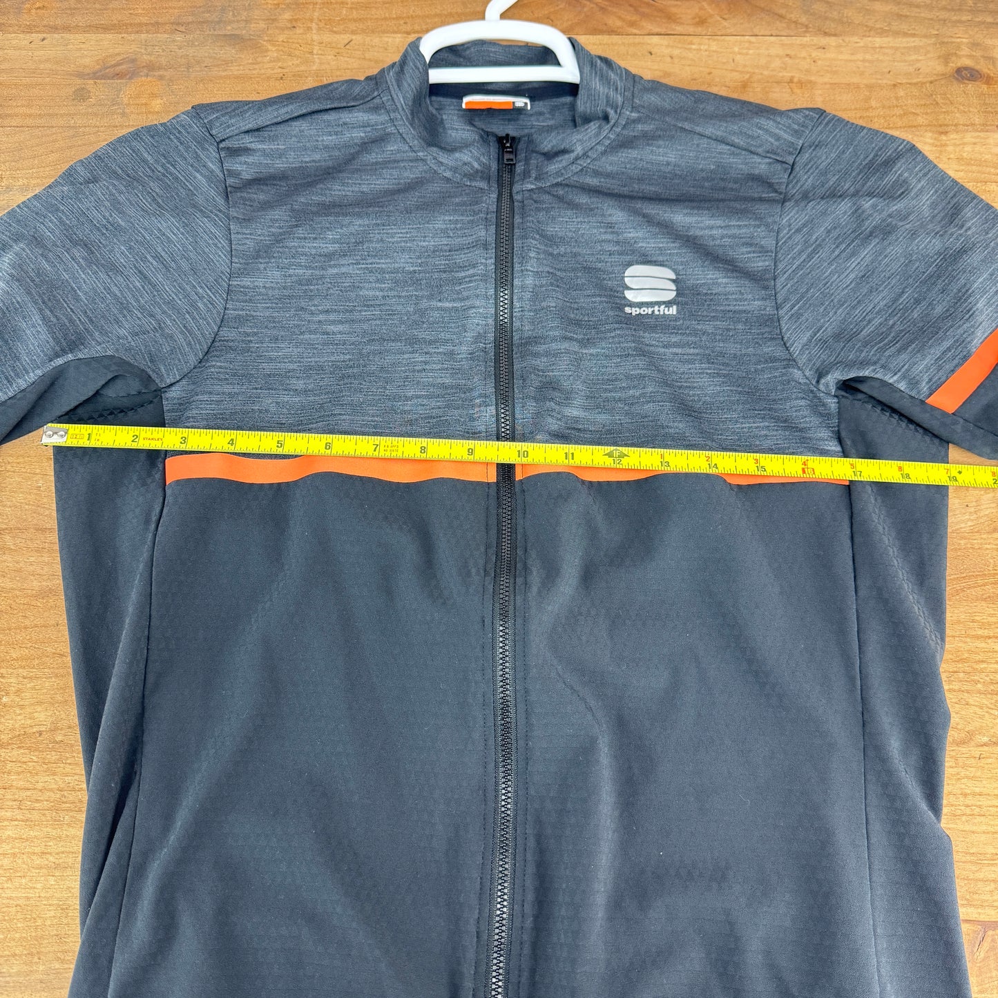Sportful Black/Gray Men's Large Short Sleeve Cycling Jersey w/ Zipper Pocket