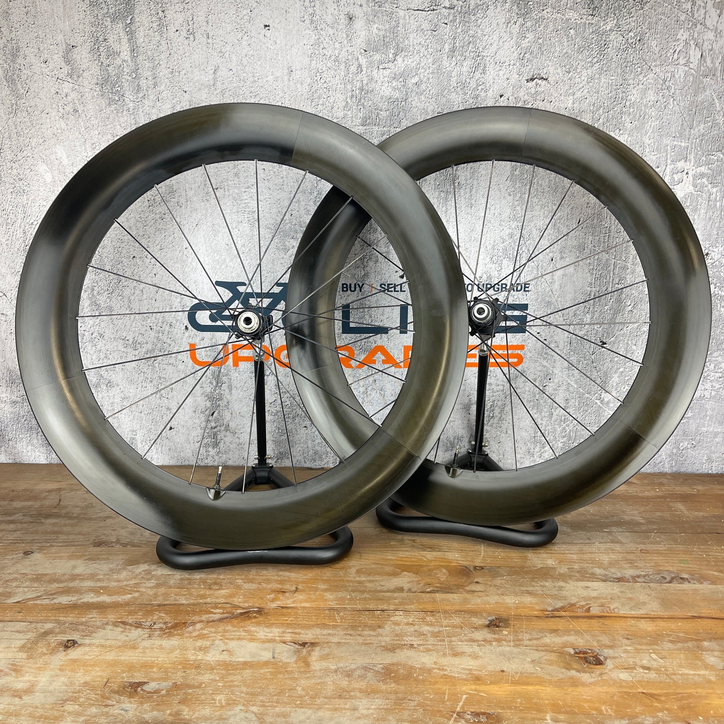 Reynolds Aero 80mm Carbon Tubeless Disc Wheelset 700c Disc Industry Nine 1777g