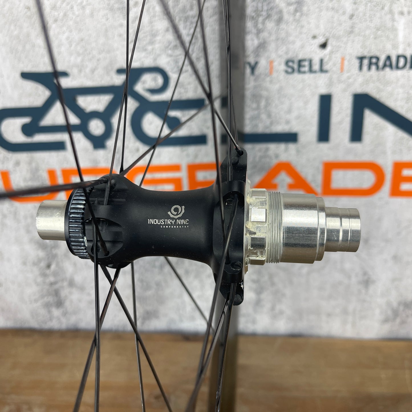 Reynolds Aero 80mm Carbon Tubeless Disc Wheelset 700c Disc Industry Nine 1777g