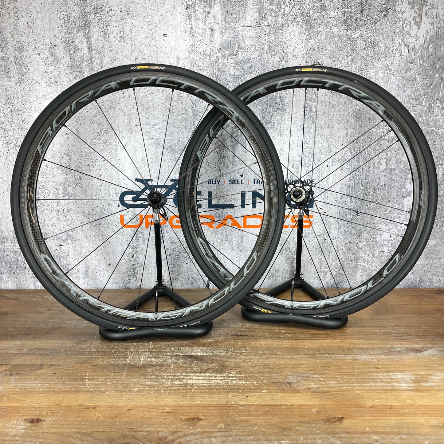 Campagnolo Bora Ultra 35 AC3 Carbon Tubular Wheelset 700c Rim Brake 1214g