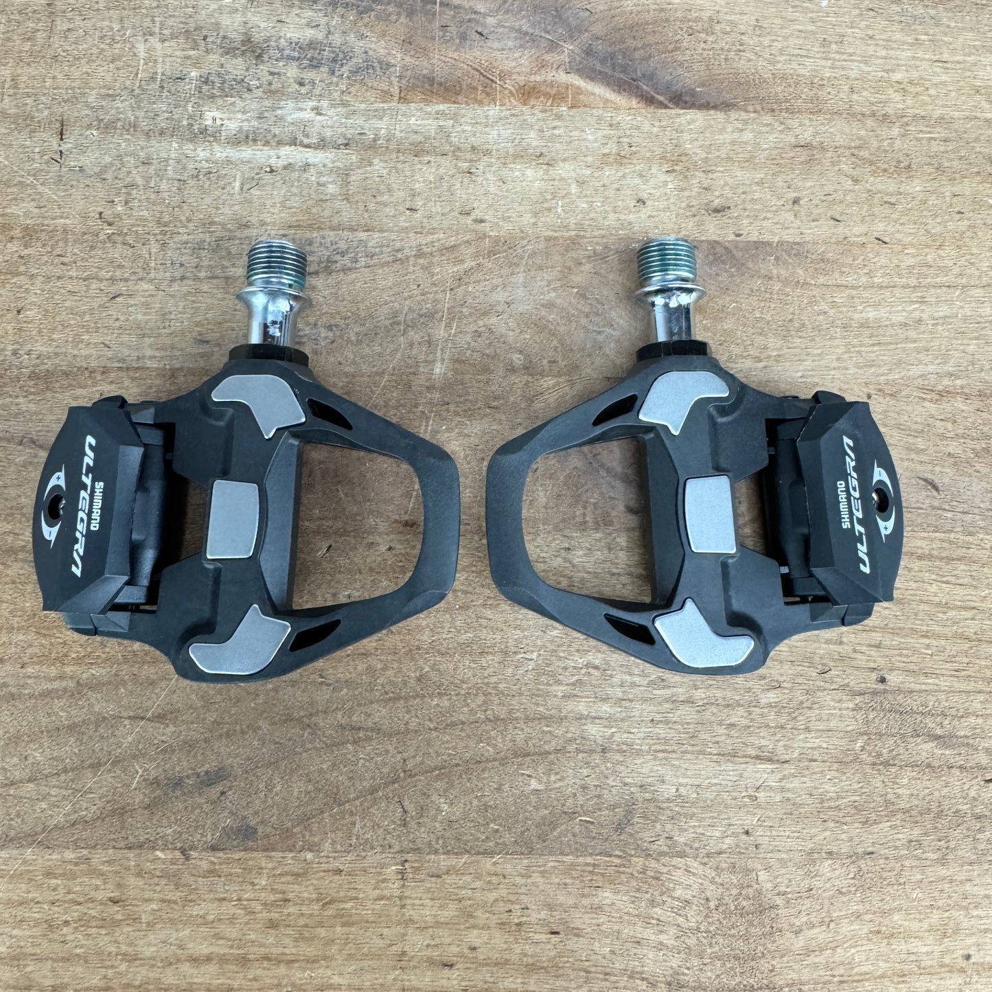 New! Shimano Ultegra PD-R8000 Stainless Steel Spindle Carbon Clipless Pedals