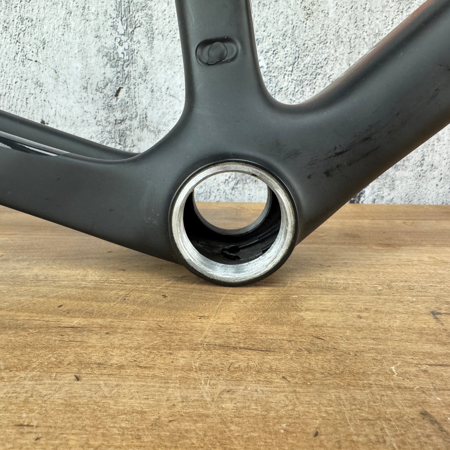 Low Mile! 2025 Trek Madone SLR Gen 8 900 OCLV Large Carbon Disc Frameset 700c