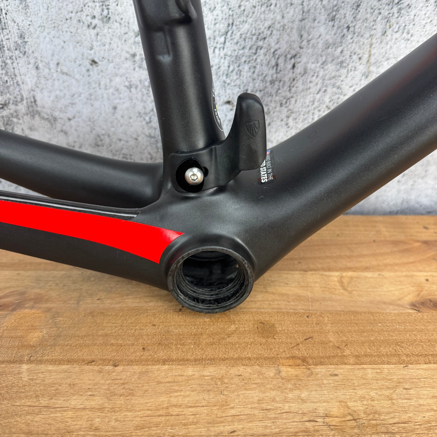 Mint! 2016 Trek Emonda SLR H2 Fit 700 56cm OCLV Carbon Rim Brake Frameset 700c