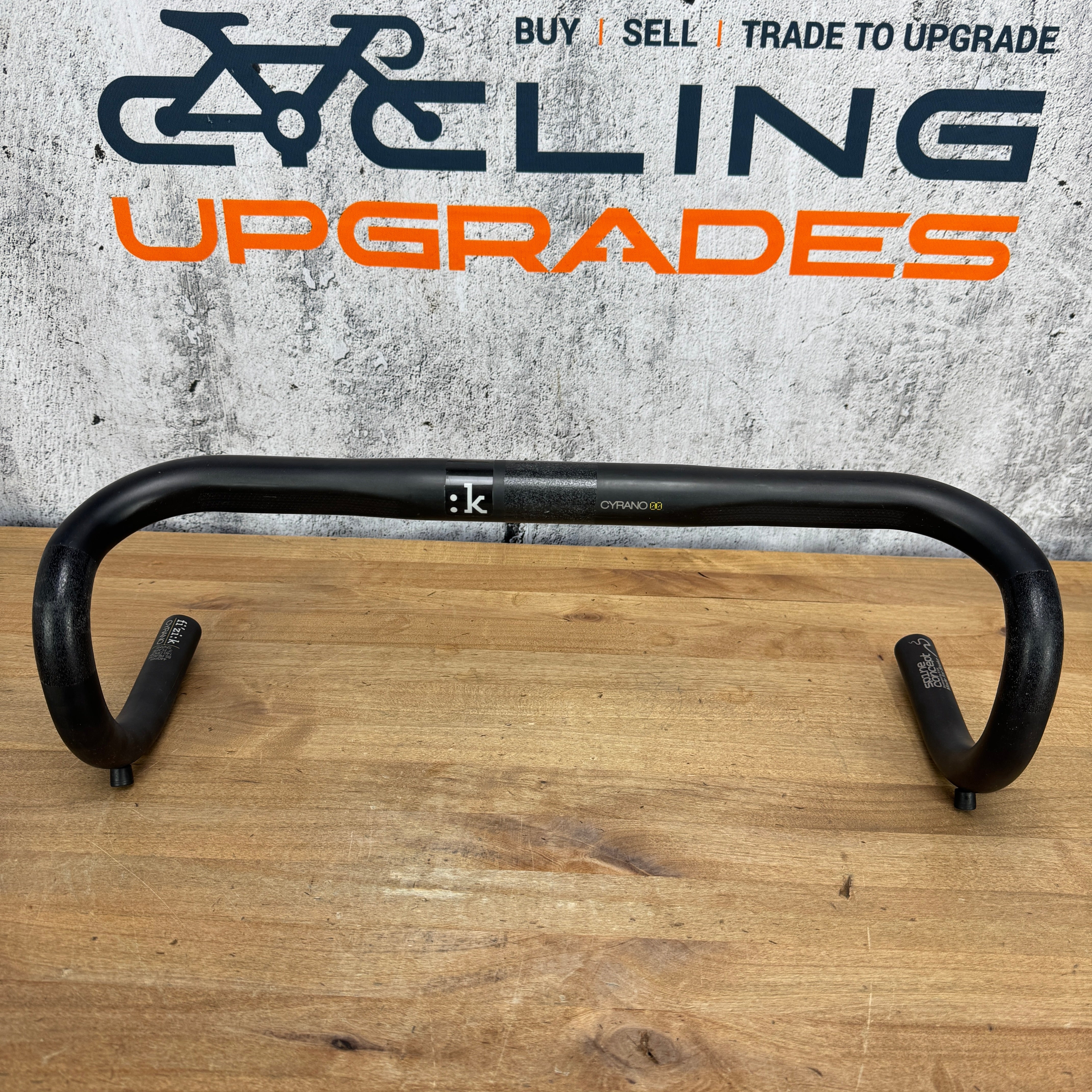 New Takeoff! Fizik Cyrano 00 Snake 44cm Carbon 31.8mm Drop Bar