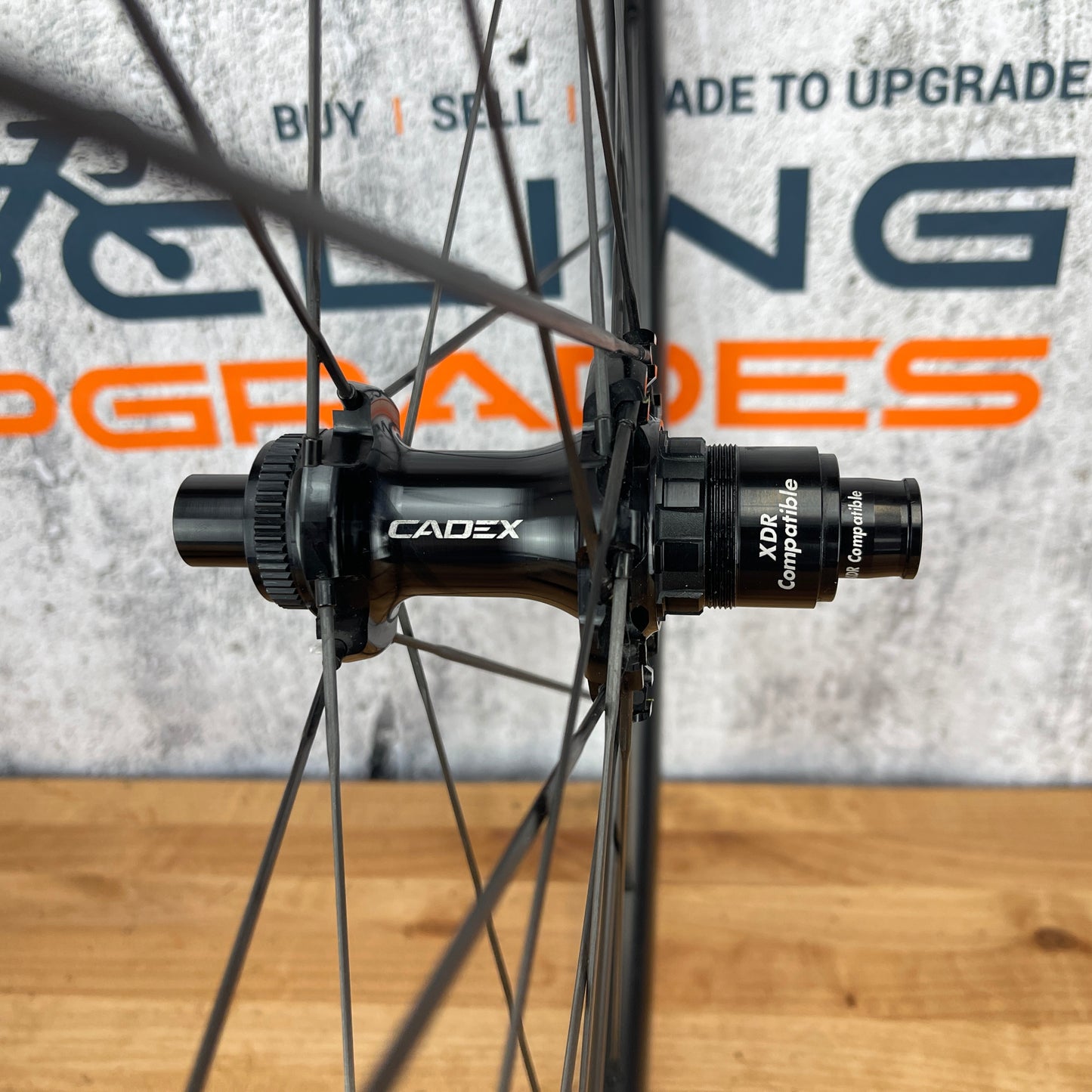 Mint! Cadex 42 Carbon Tubeless Rear Wheel 700c Disc Brake Hookless 788g