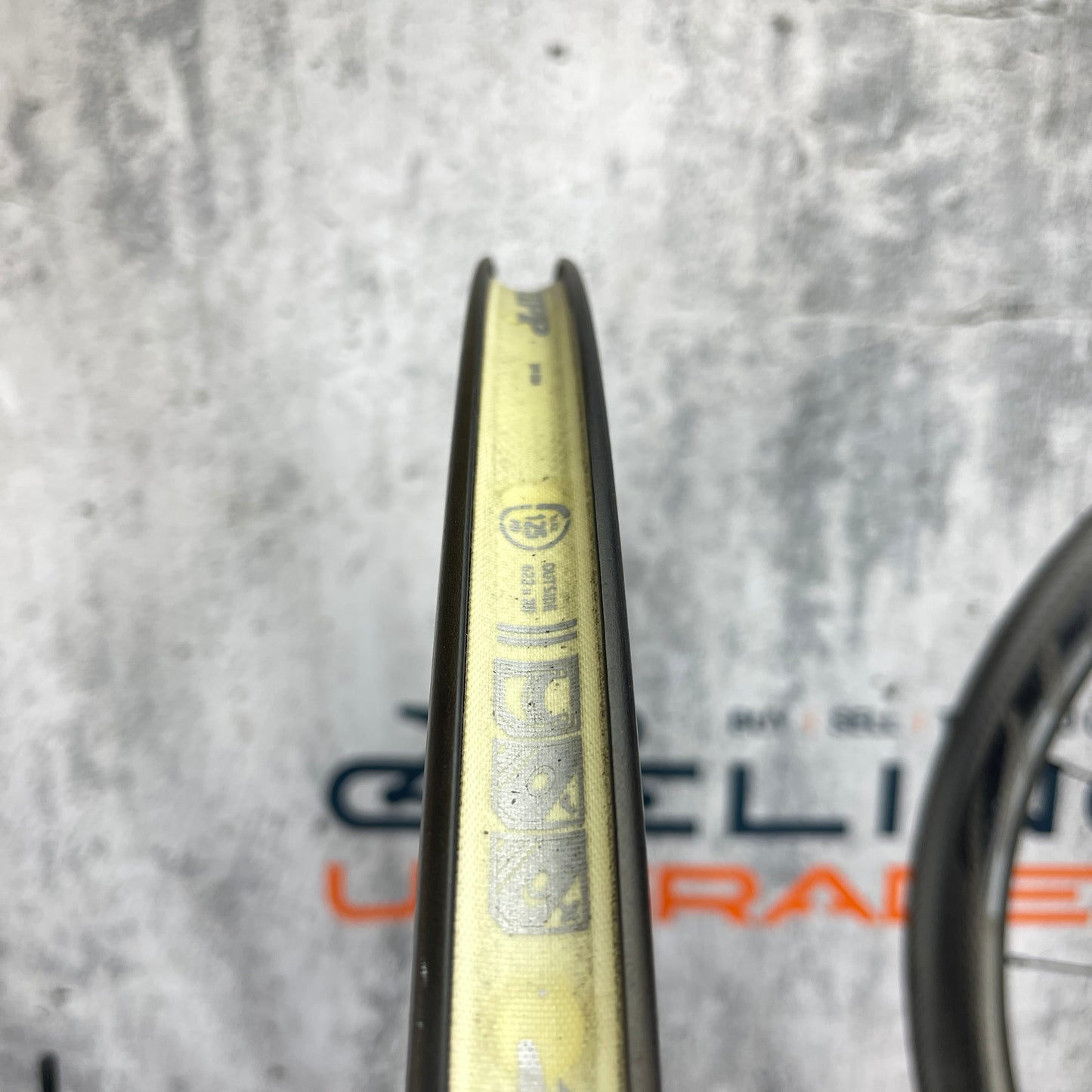 Zipp 303 Firecrest Showstopper Carbon Clincher Rim Brake Wheelset 700c 1520g
