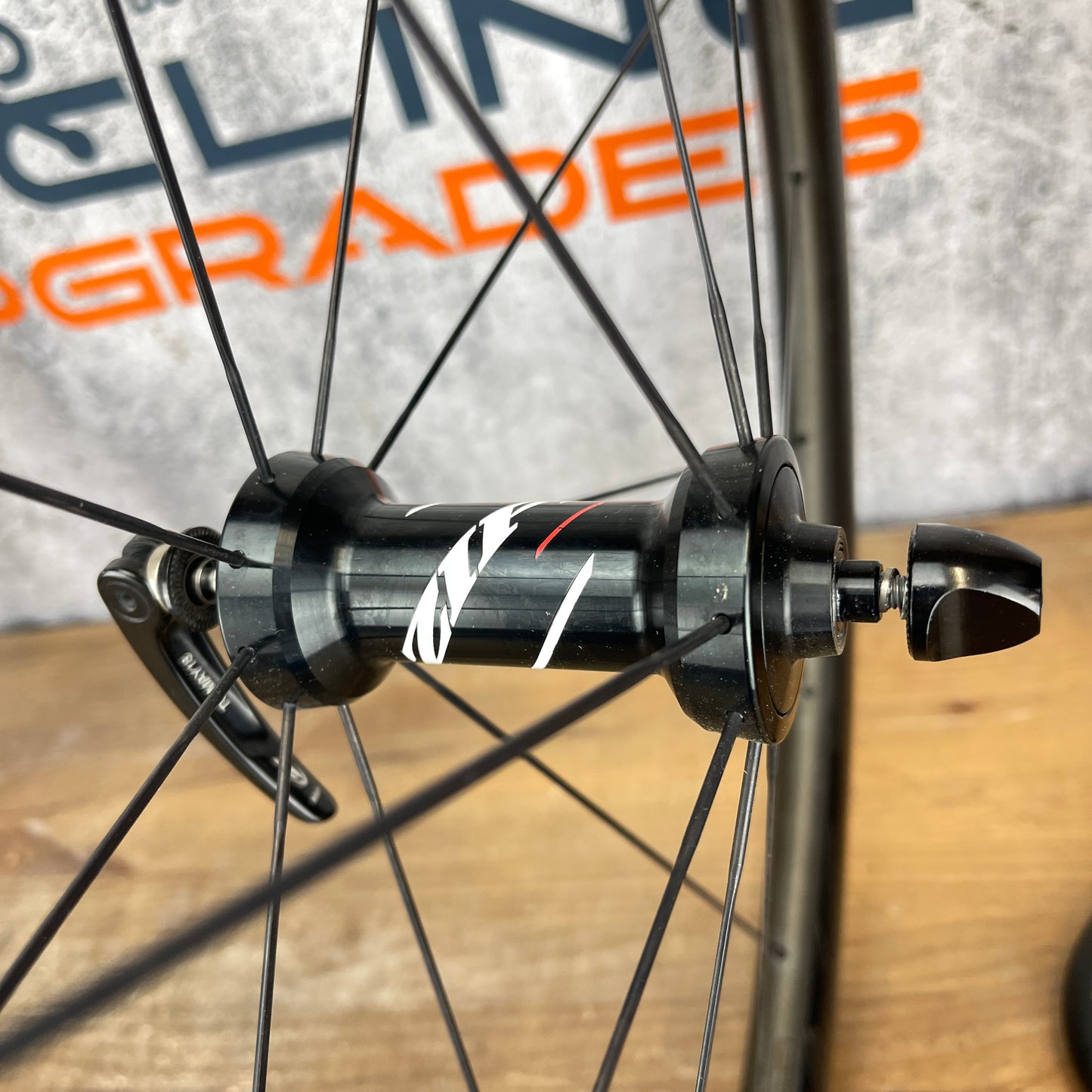 Zipp 303 Firecrest Showstopper Carbon Clincher Rim Brake Wheelset 700c 1520g