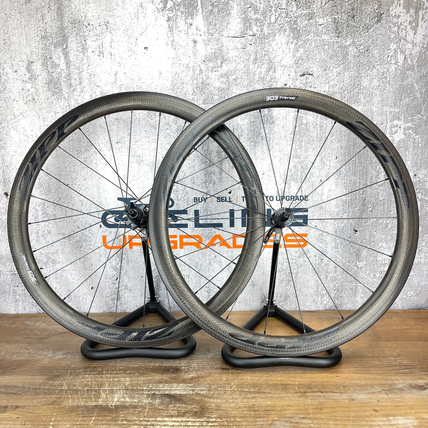 Zipp 303 Firecrest Showstopper Carbon Clincher Rim Brake Wheelset 700c 1520g
