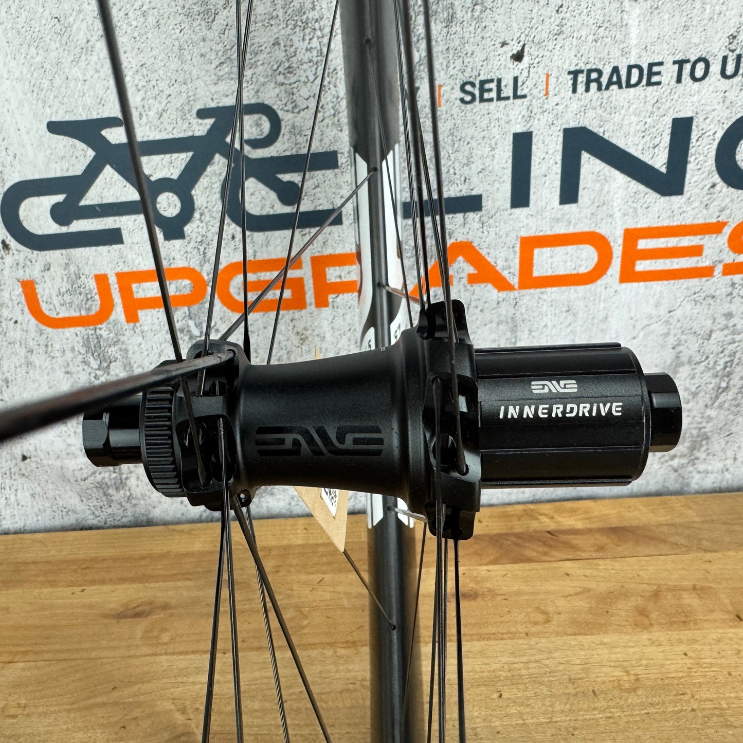 New! Enve SES 4.5 Innerdrive Carbon Tubeless Hookless Disc Wheelset 700c White Decals