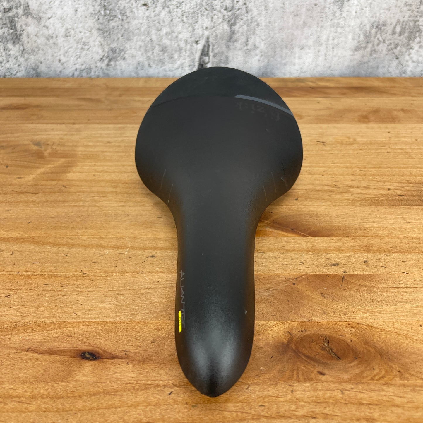 Fizik Aliante 00 138mm 7x10mm Carbon Rails Bike Seat Saddle 180g