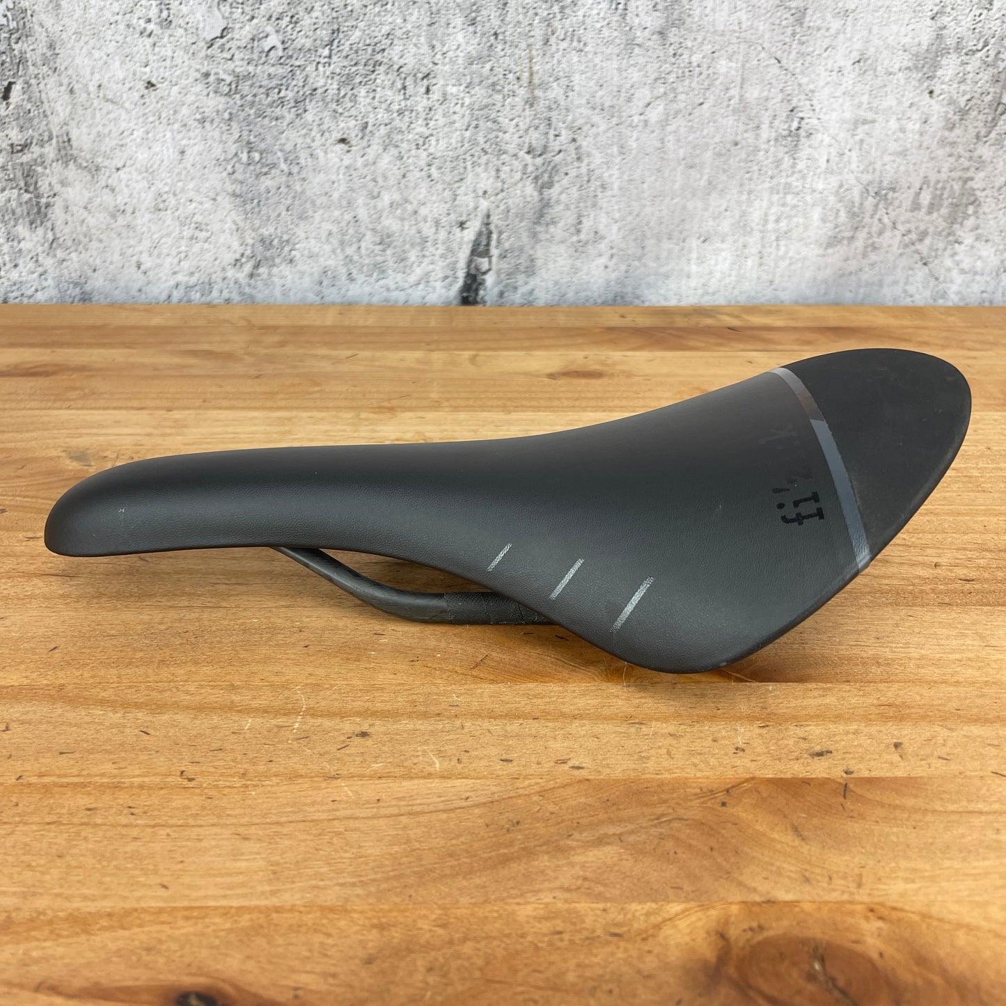 Fizik Aliante 00 138mm 7x10mm Carbon Rails Bike Seat Saddle 180g