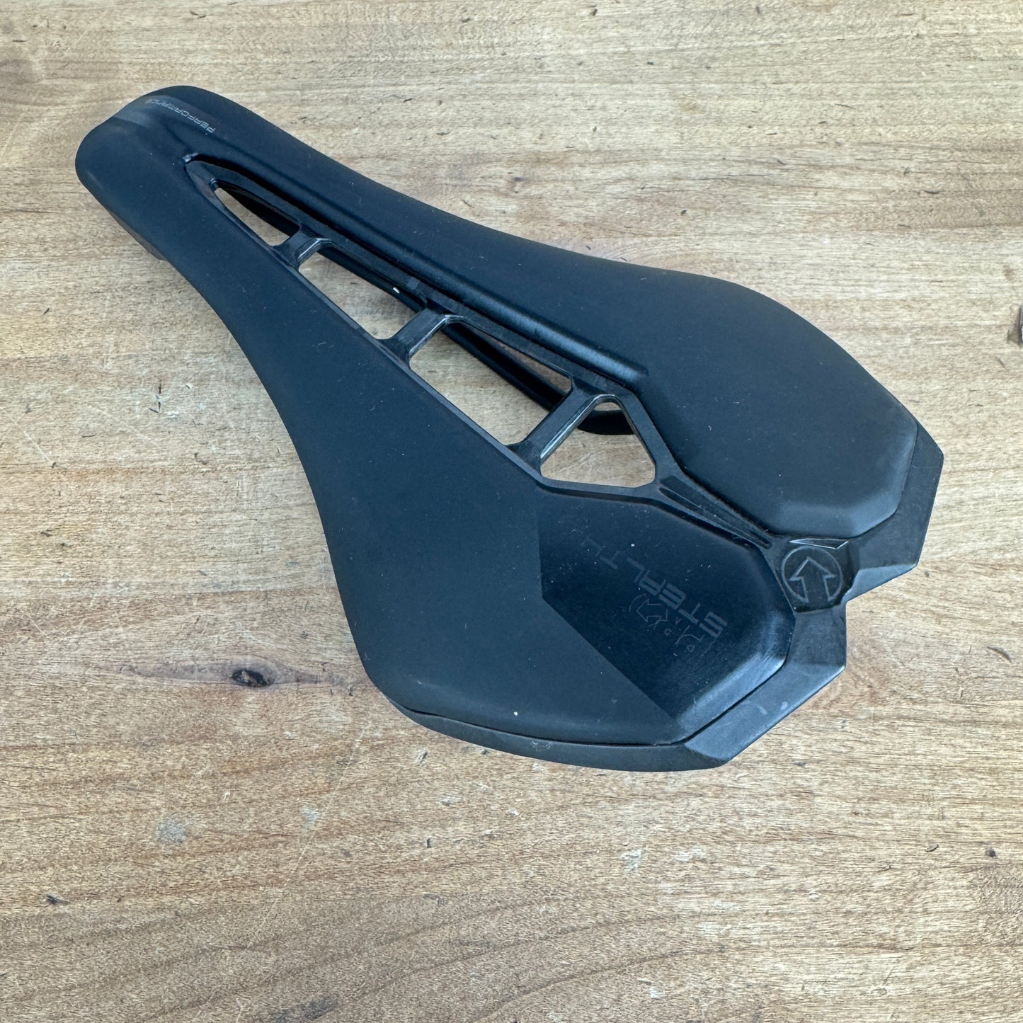 Low Mile! Shimano Pro Stealth Performance 7x7mm Inox Rails 142mm Bike Saddle