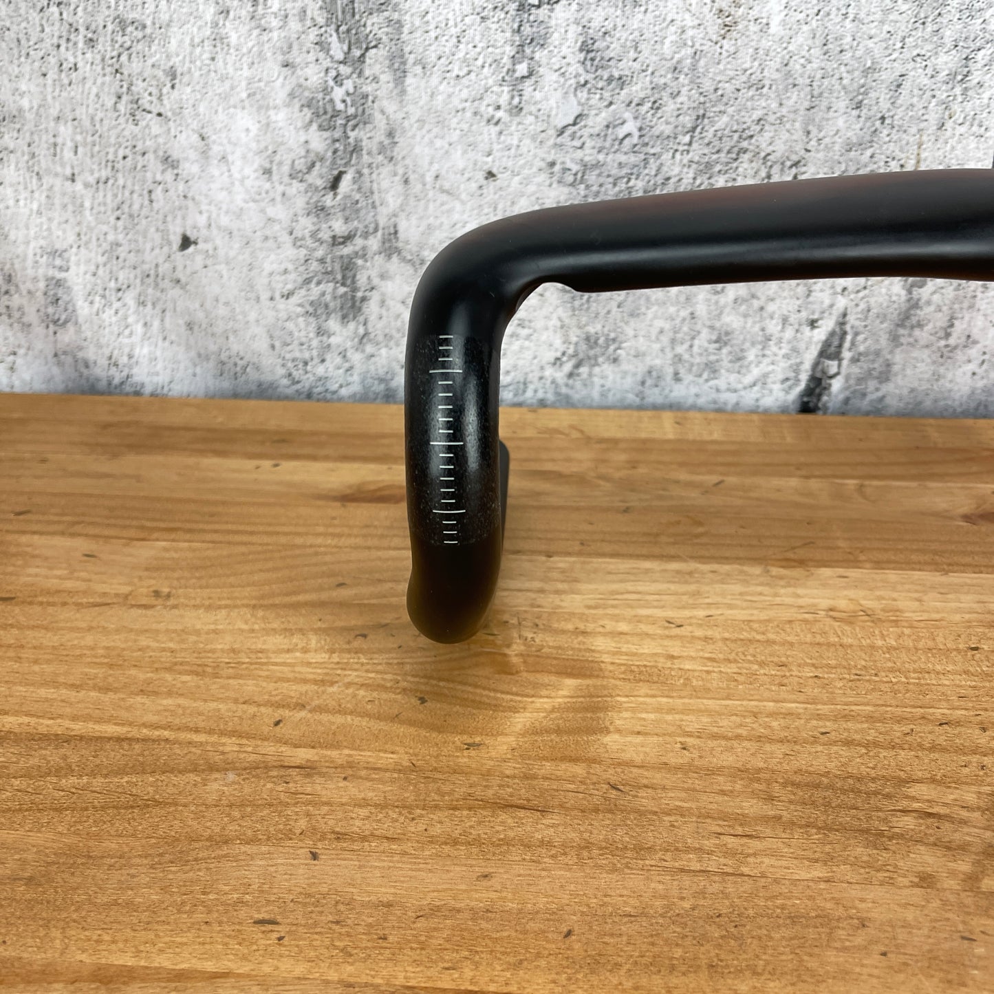 Vision Metron 5D 42cm x 120mm Carbon Integrated Handlebar + Computer Mount