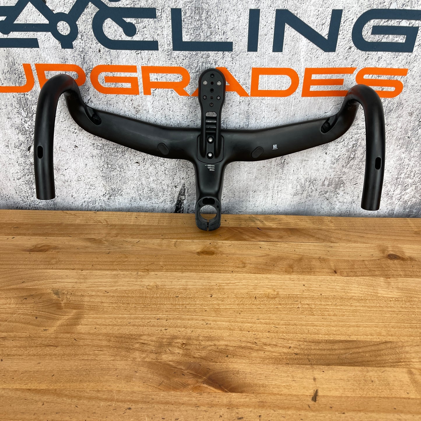 Vision Metron 5D 42cm x 120mm Carbon Integrated Handlebar + Computer Mount