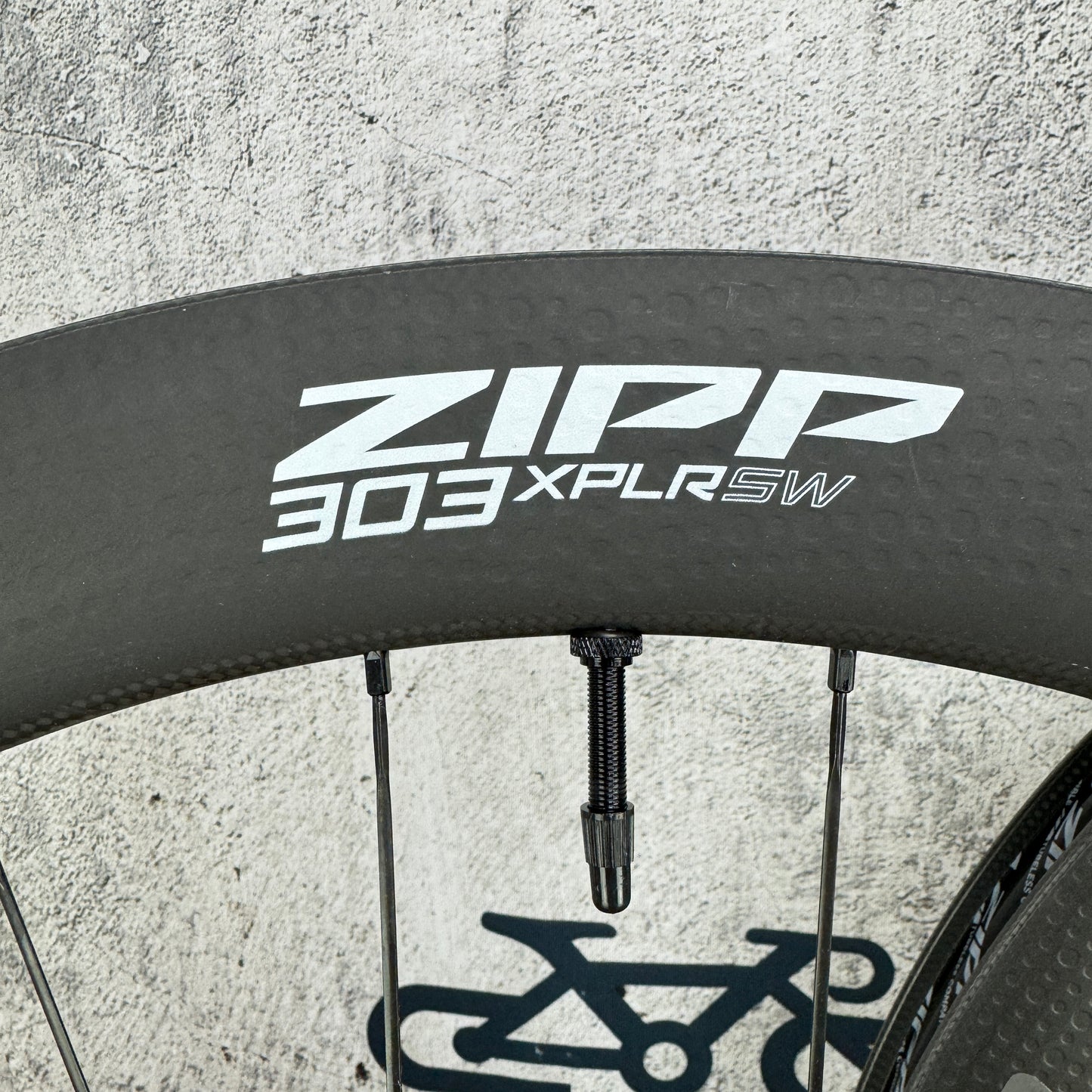 New! Zipp 303 XPLR SW Carbon Tubeless Gravel Disc Brake Wheelset 700c 1496g
