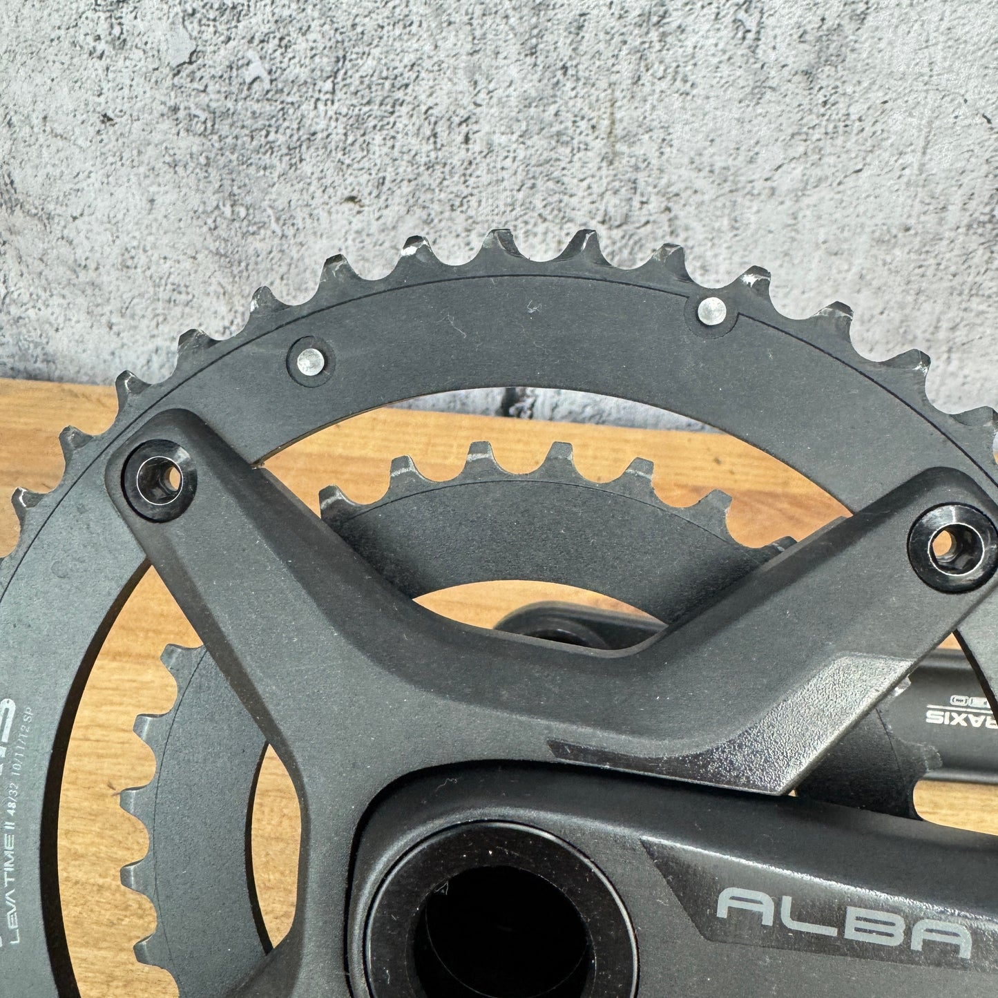 PraxisWorks Alba 172.5mm 48/32t 10-12 Speed Alloy LevaTime II X-Ring Crankset