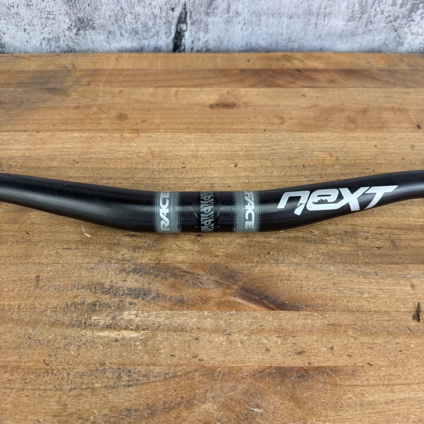 Race Face Next Carbon 700mm 31.8mm 20mm Rise Mountain Bike Handlebar 182g