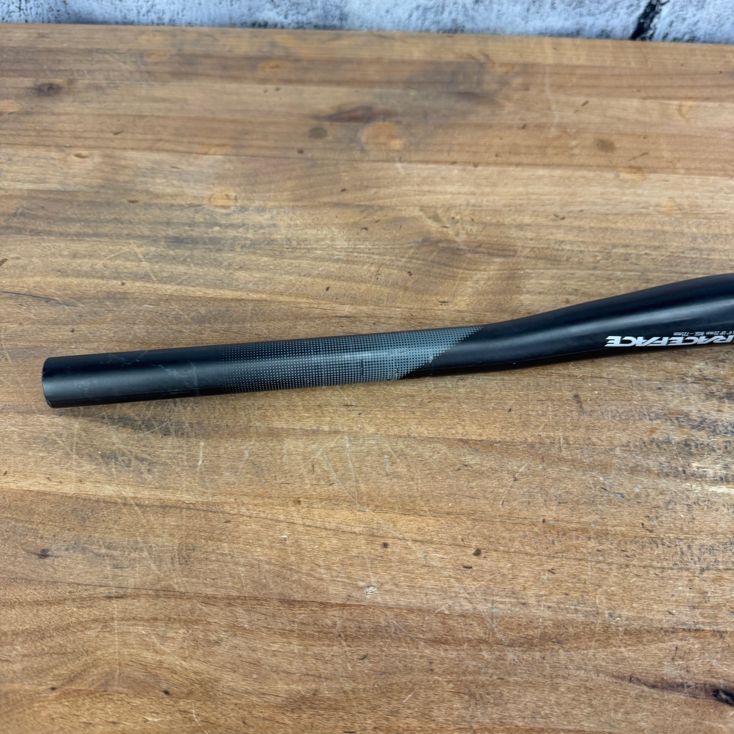 Race Face Next Carbon 700mm 31.8mm 20mm Rise Mountain Bike Handlebar 182g