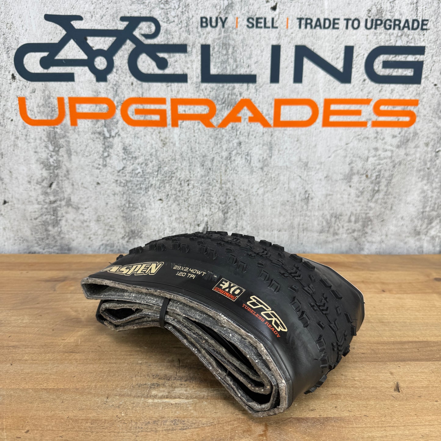 Low Mile! Maxxis Aspen 29" x 2.4" Single Tubeless Mountain Bike Tire 819g