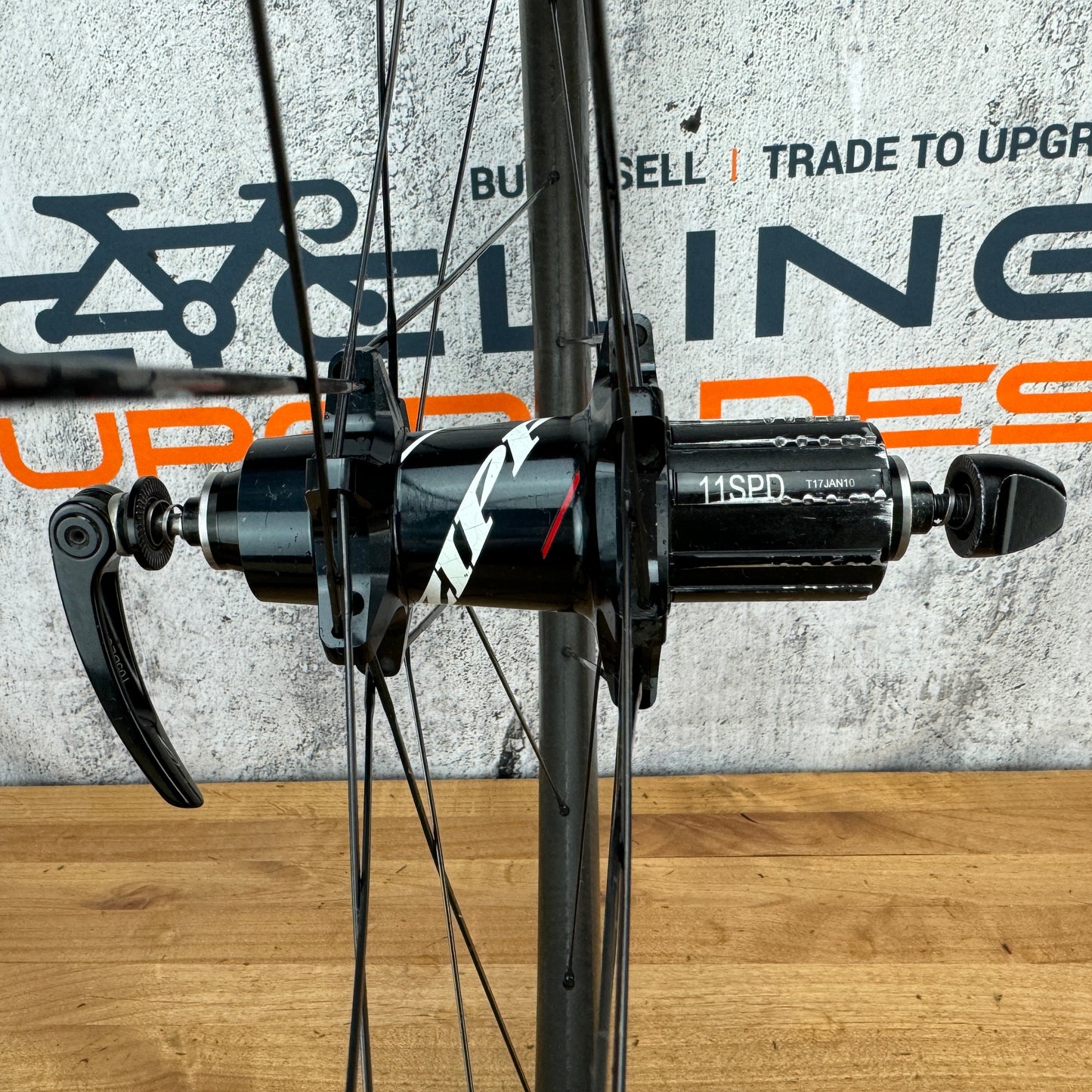 2017 Zipp 303/404 Firecrest Carbon Clincher Wheelset 700c Rim Brake 77/177 1661g