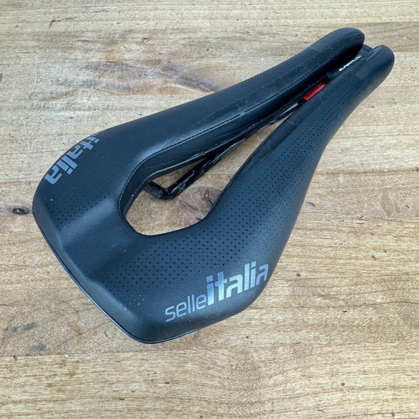 Selle Italia Watt Kit Carbonio Superflow 7x9mm Carbon Rails 132mm U3 Saddle 196g