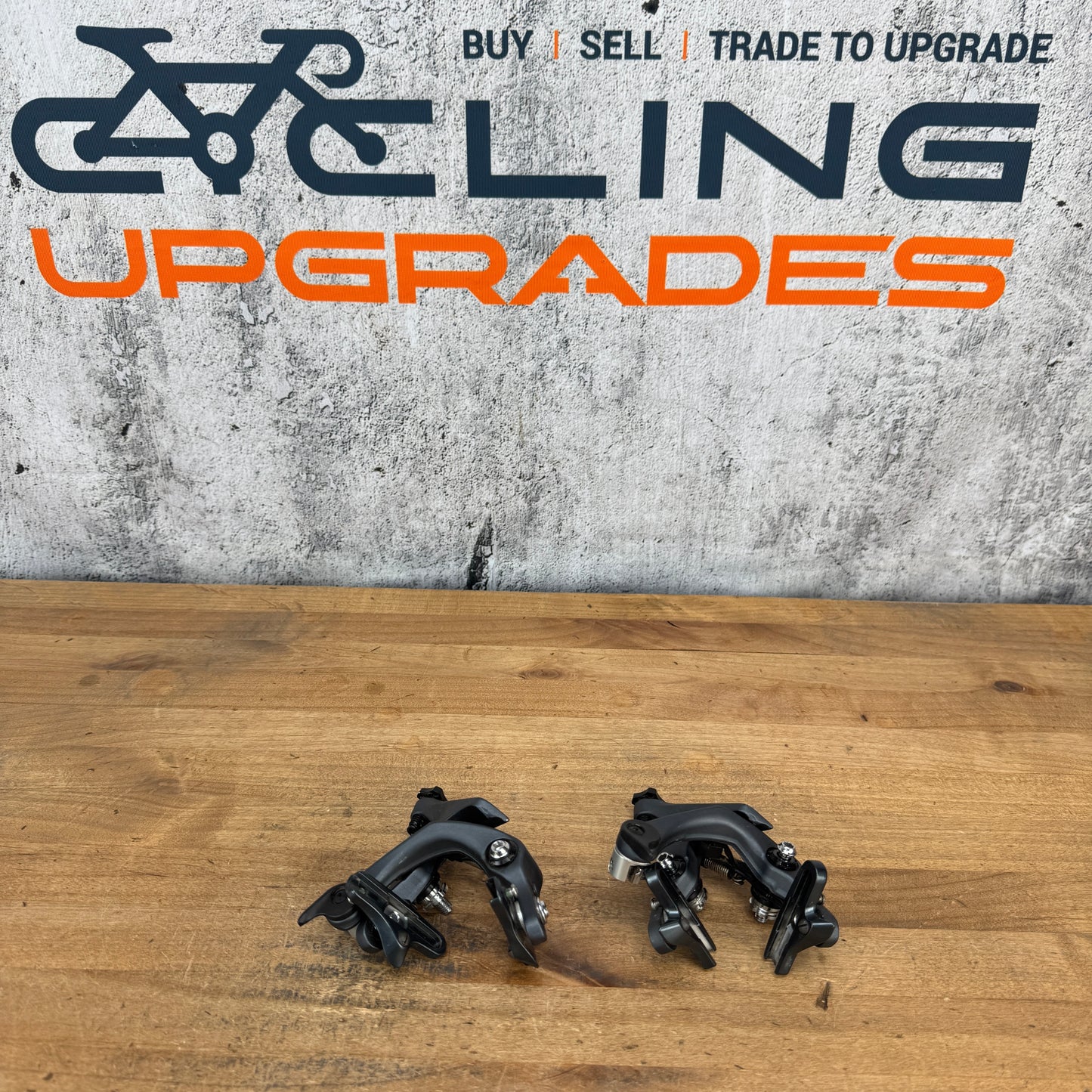 Shimano Ultegra BR-R8010RS & BR-R8010F Direct-Mount Rim Brake Calipers 328g