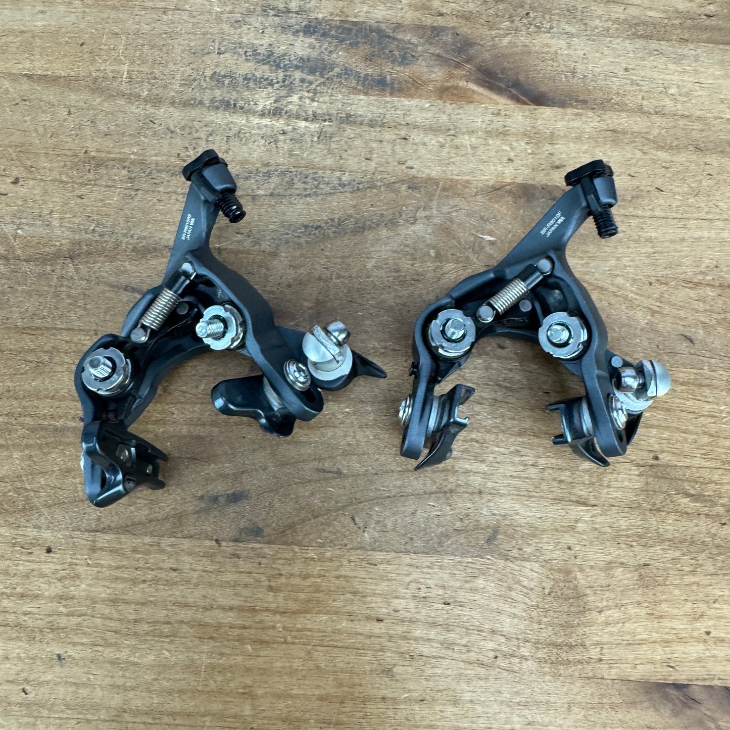Shimano Ultegra BR-R8010RS & BR-R8010F Direct-Mount Rim Brake Calipers 328g