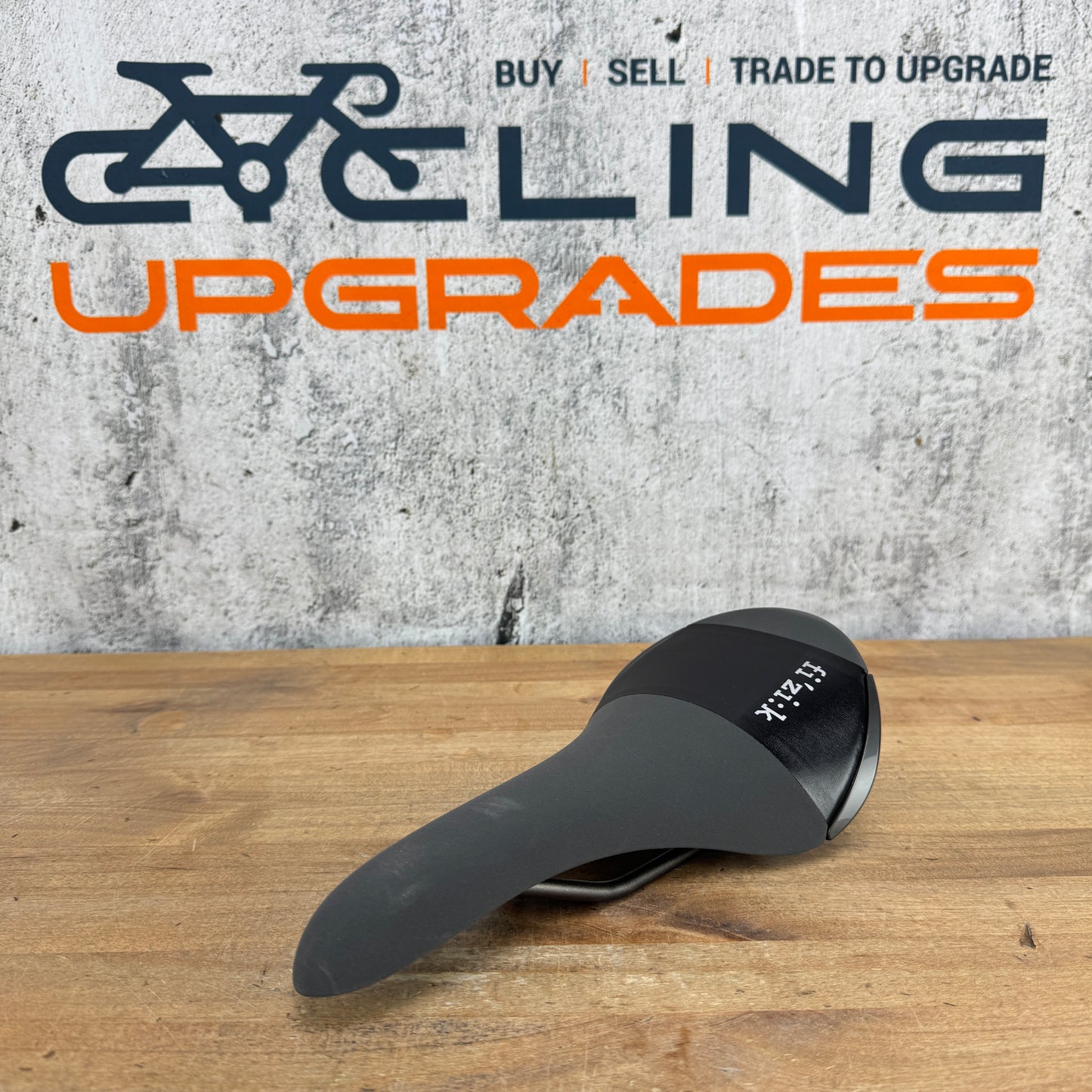 New! Fizik Aliante R3 138mm 7x7mm Kium Rails Carbon Bike Saddle 219g MSRP $150